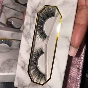 Colored Eyelashes
